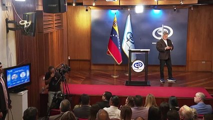 Fiscal venezolano acusa a exministro de Petróleo de "conspirar" con oposición