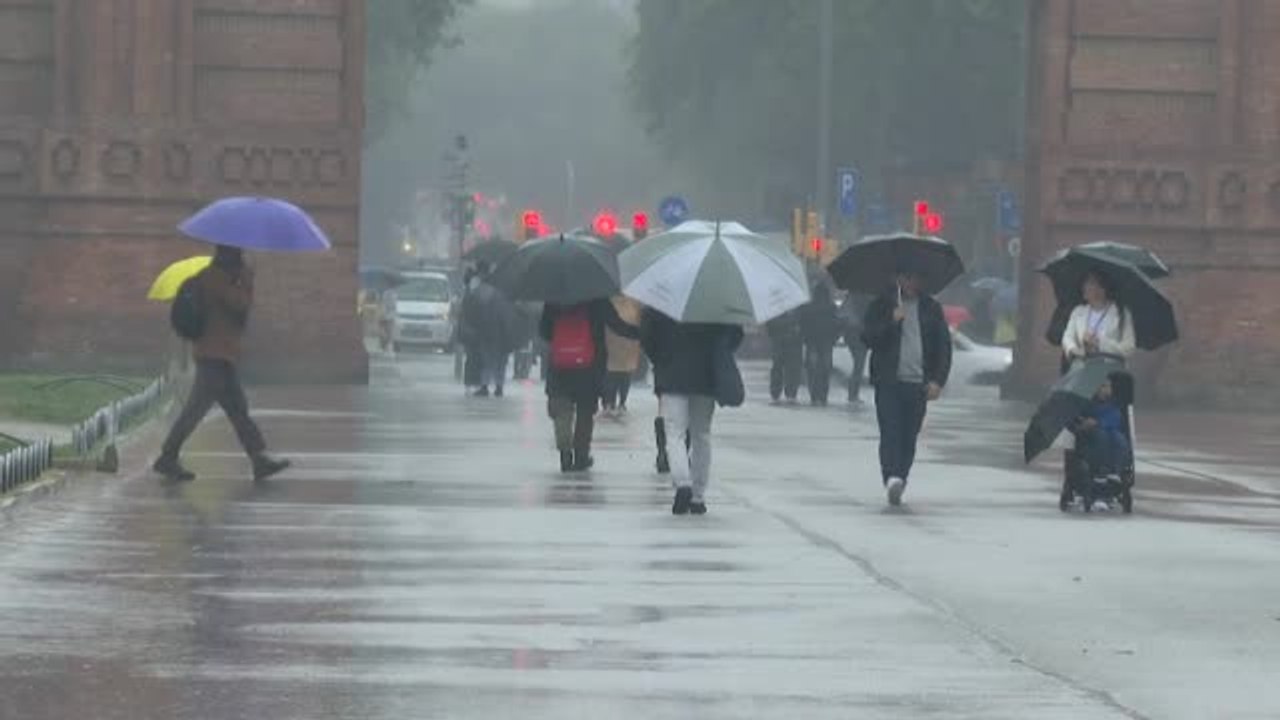 Las necesarias lluvias llegan con intensidad a Cataluña