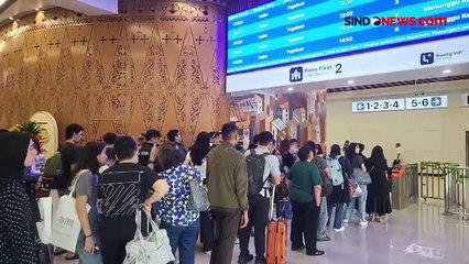 Petugas KCIC Kembalikan Amplop Penumpang yang Tertinggal Berisi Uang Rp50 Juta