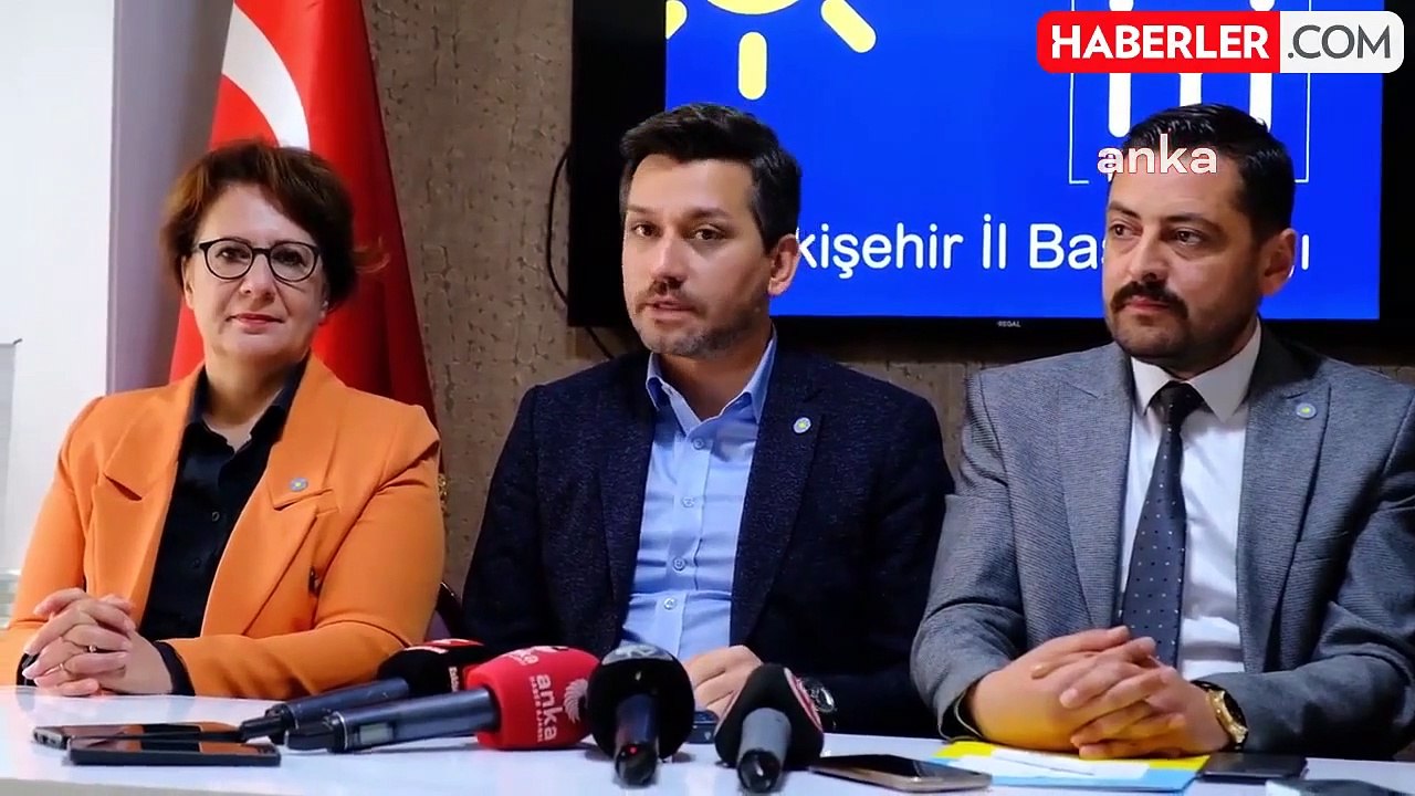 İYİ Parti GİK Üyesi Melih Aydın: 'Koltuklara yapışanlardan bıktığımızı her zaman söyledik'