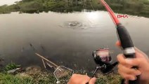 Çayırdere Barajı'nda avlanan amatör balıkçı 1 metre uzunluğunda turna balığı tuttu