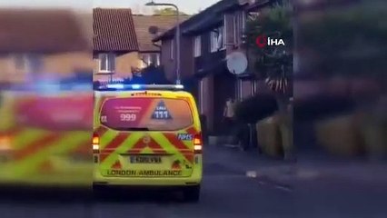 Elinde kılıçla insanlara saldırdı! 5 kişi yaralandı