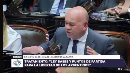 Un diputado K cuestionó a Milei por ser un presidente sin esposa y tratar a sus perros como hijos