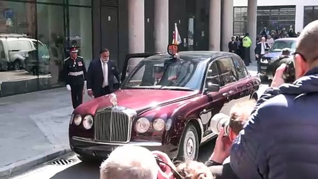 Charles III. zeigt sich erstmals seit Krebsdiagnose wieder öffentlich