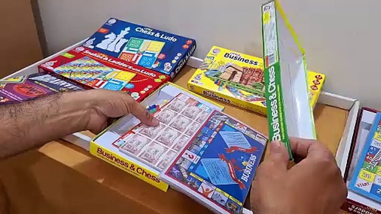 MEGA Unboxing and Review of Prem Ratna Business game, Ludo, Sanke ladder, Brainvita, chess for travelling