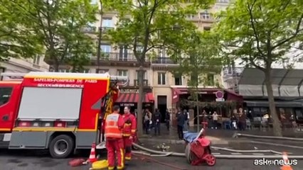 Parigi, incendio in un palazzo sul Boulevard des Italiens: 3 morti