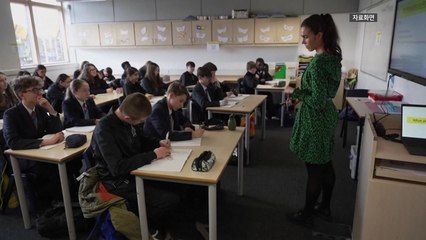뉴질랜드, 학교서 휴대전화 사용 전면금지...학업 성취도 고조 기대 / YTN
