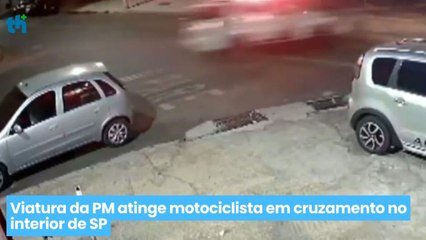 Viatura da PM atinge motociclista em cruzamento no interior de SP