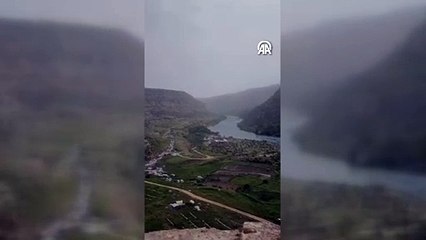 Şırnak'ta ters hava akımına kapılarak düşen yamaç paraşütçüsü yaralandı