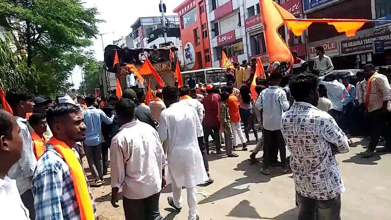 HANUMAN JAYANTI 2024, HANUMAN STATUE CHARIOT PROCESSION, ll RATYATRA, KALABURAGI.