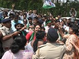 जद एस-कांग्रेस कार्यकर्ताओं के बीच झड़प