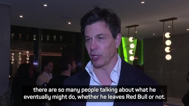 Mercedes 'watching' Newey situation amid Red Bull exit rumours