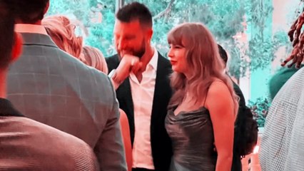 Travis Kelce Showering Taylor Swift with Affection at Charity Gala: A PDA-Packed Night