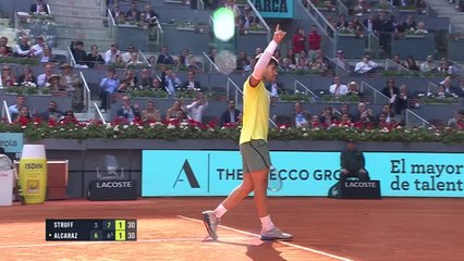 Madrid - Chez lui, Alcaraz sort vainqueur d'un sacré thriller face à Struff