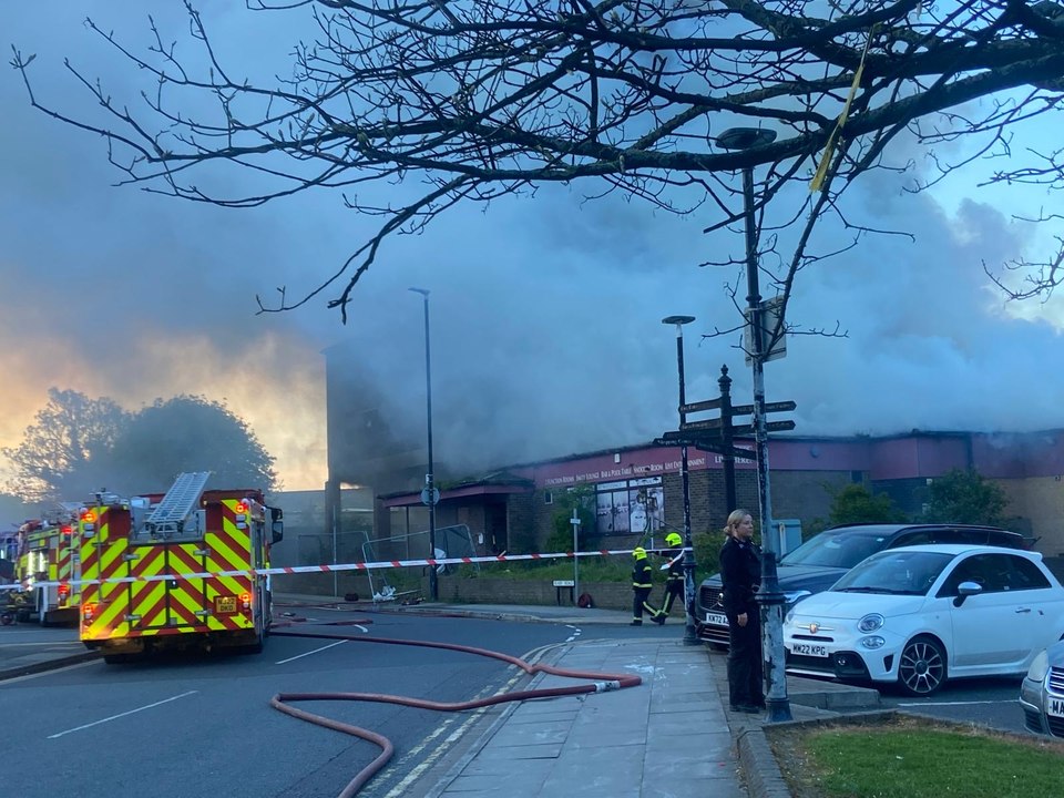 999 services tackle major blaze in Hartlepool at derelict social club ...