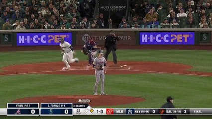 ¡Orlando Arcia se sigue luciendo a la defensiva!