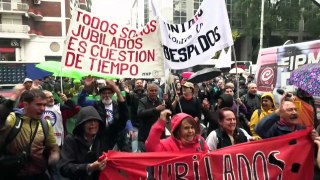 Primeras reformas de Milei avanzan en cámara baja argentina