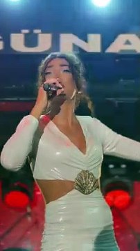 Η Ήβη Αδάμου έκανε σαματά στην Τουρκία – Οι Sold out εμφανίσεις της και το ....τραγούδι έκπληξη!