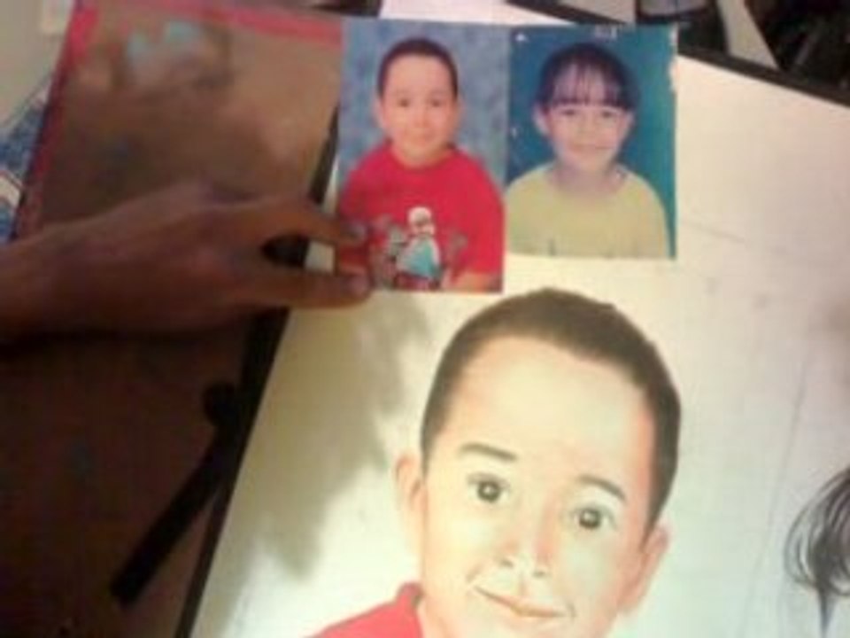 dessin d'un portrait avec les crayons couleurs acuarelle