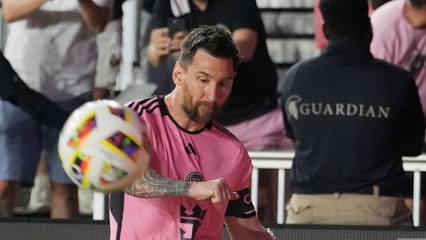 Campana not thinking about competing with Messi for records