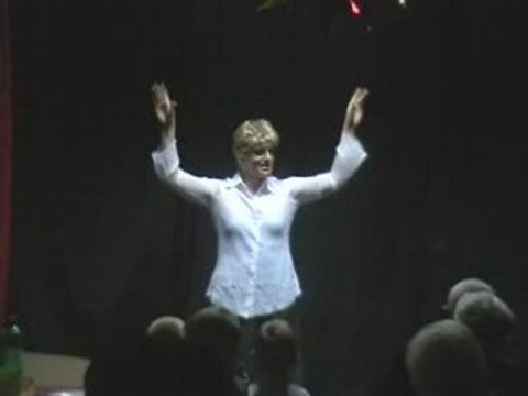 002 medley annie cordy