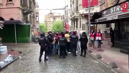 Taksim'e girmek isteyen 18 kişi gözaltına alındı