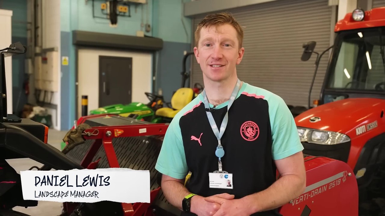 Scott Carson  GOES GARDENING - - Man City on Work Experience