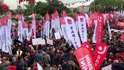 İşçiler Saraçhane meydanını doldurdu