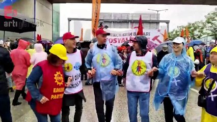 Yoğun yağmura rağmen Ankar'da 1 Mayıs yürüyüşü başladı