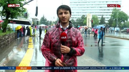 Ankara'da yağmur altında 1 Mayıs