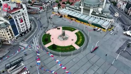 Yasaklı 1 Mayıs'ta Taksim Meydanı havadan görüntülendi
