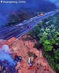 Hundimiento de una carretera en China deja al menos 19 muertos y 30 heridos