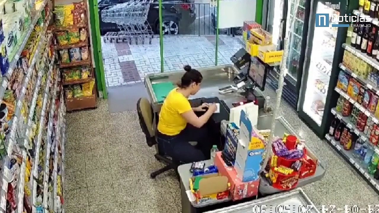 Atracan a una trabajadora en Málaga