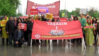 Ankara’da 1 Mayıs yağmur altında kutlandı