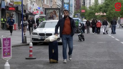 İstanbul'da kapalı yollar nedeniyle turistler, havalimanlarına ulaşmakta zorlandı