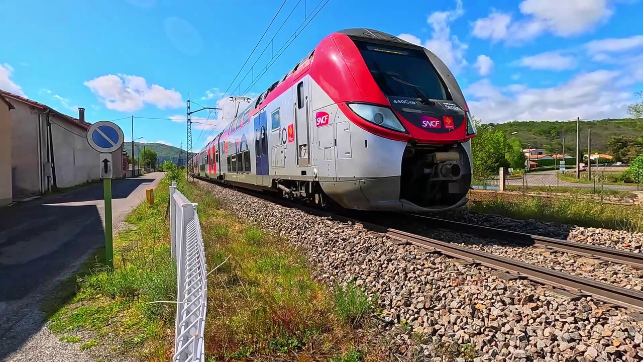Passage d'un TER Occitanie
