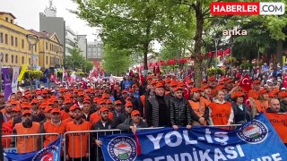 Trabzon'da 1 Mayıs İşçi Bayramı Yağmur Altında Kutlandı
