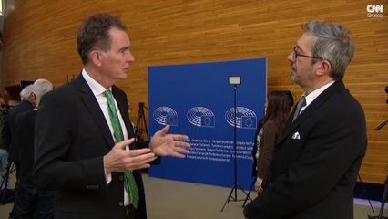 Νίκος Παπανδρέου: Μόνο η Ευρώπη μπορεί να χτίσει ξανά το κοινωνικό κράτος. Αποτύχαμε στη Γάζα