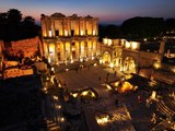 Yıldızlar altında tarihi bir yolculuk: Efes Antik Kenti