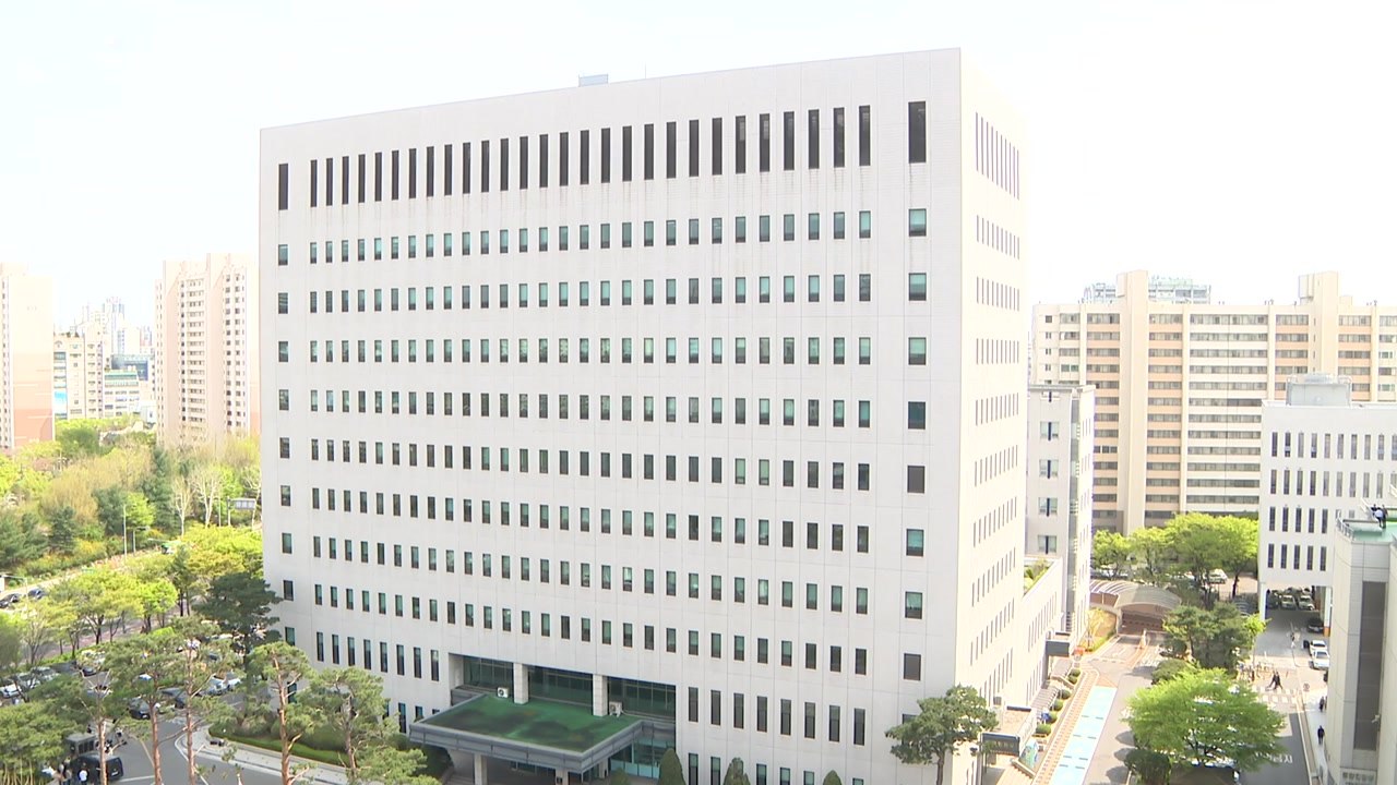 성폭행 하려다 모텔에서 여성 살해한 70대 구속기소 / YTN