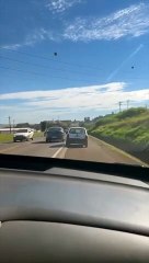 Motorista bêbado foge de abordagem da PRF, mas acaba preso ao bater carro em muro