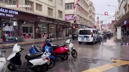 Yağışa dayanmayan istinat duvarı çöktü: Çalışma başlatıldı