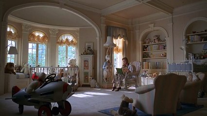 Bébé Part en Vadrouille Bande-annonce (RU)