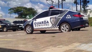 Jovem é detido após descumprir medida protetiva contra a família no bairro Cascavel Velho