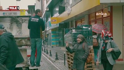 CHP'li belediye başkanı 1 Mayıs'ta işçilerle çöp topladı