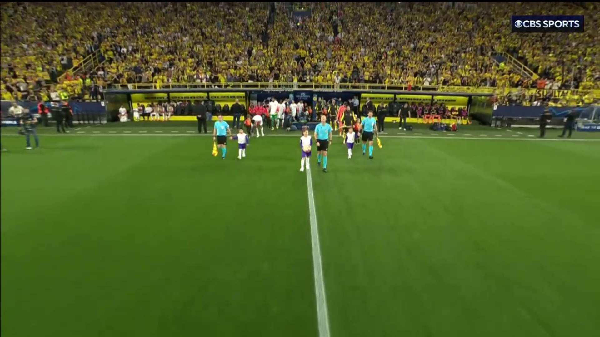 ⁣Dortmund vs Paris Saint-Germain - (Highlights)