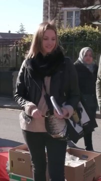 On transforme ces objets en table basse