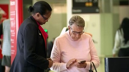 Qantas has apologised for a data breach caused when its app malfunctioned