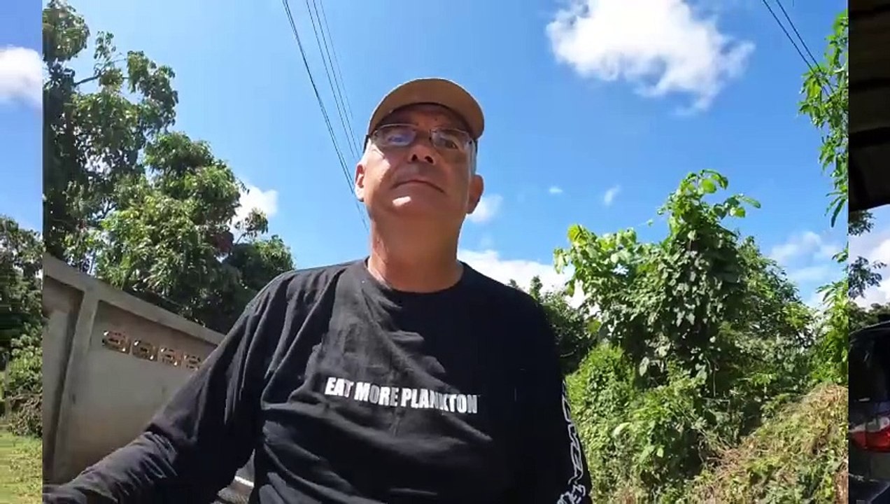 Auspuff #thailand2023  #traktor   #dorfleben   #auswandern   #thailand (720p_60fps_H264-128kbit_AAC)