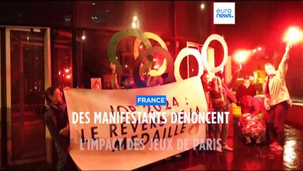 Manifestation devant le ministère de l'intérieur pour les droits de migrants avant les JO